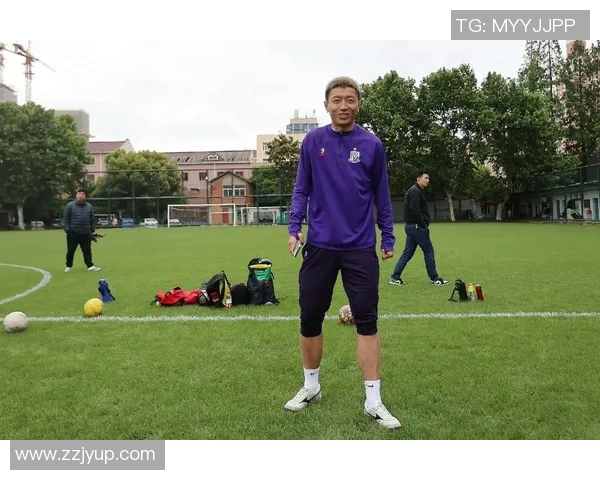 辽宁队足球明星现役球员风采展现与未来发展前景分析